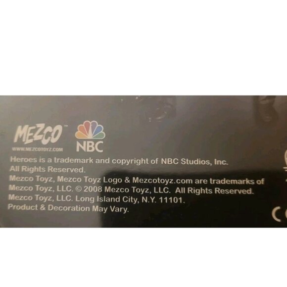 2008 New Mezco Heroes Action Figure - Picture 5 of 5